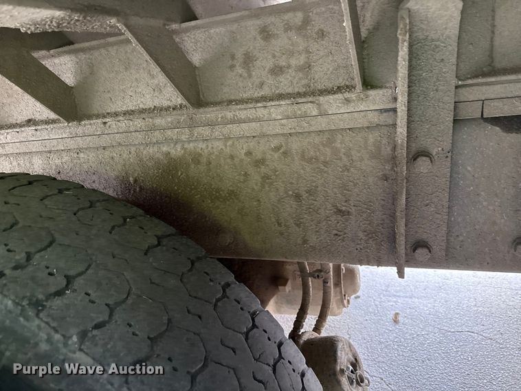 image for item YA1644 2018 Kenworth  T880 dump truck