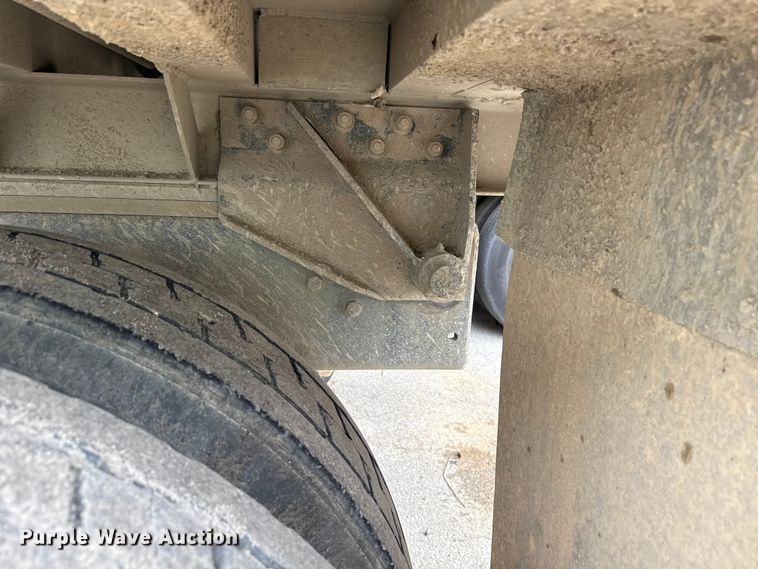 image for item YA1644 2018 Kenworth  T880 dump truck