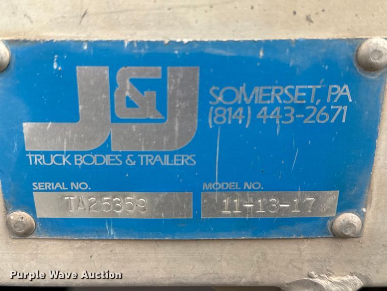 image for item YA1644 2018 Kenworth  T880 dump truck