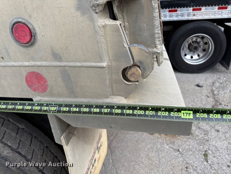 image for item YA1644 2018 Kenworth  T880 dump truck