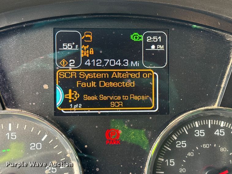 image for item YA1644 2018 Kenworth  T880 dump truck