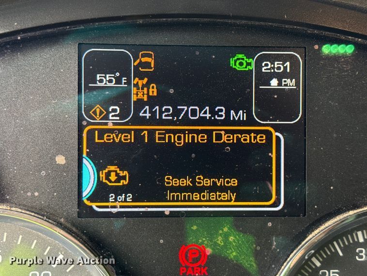 image for item YA1644 2018 Kenworth  T880 dump truck