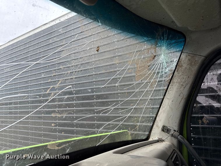 image for item YA1644 2018 Kenworth  T880 dump truck