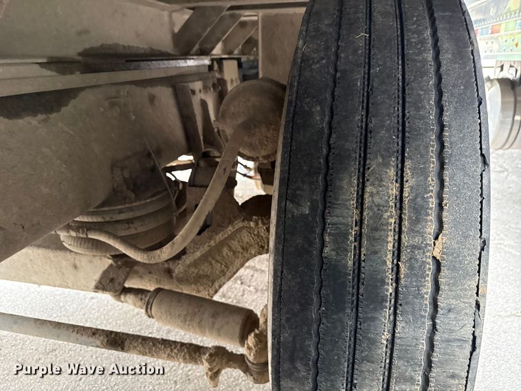 image for item YA1644 2018 Kenworth  T880 dump truck