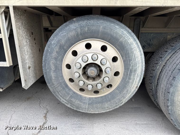 image for item YA1644 2018 Kenworth  T880 dump truck