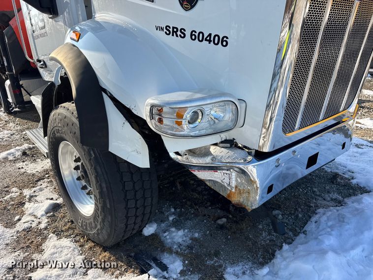 image for item YA1715 2018 Peterbilt 567 crane truck