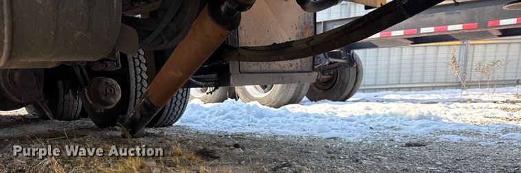 image for item YA1715 2018 Peterbilt 567 crane truck