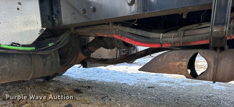 image for item YA1715 2018 Peterbilt 567 crane truck