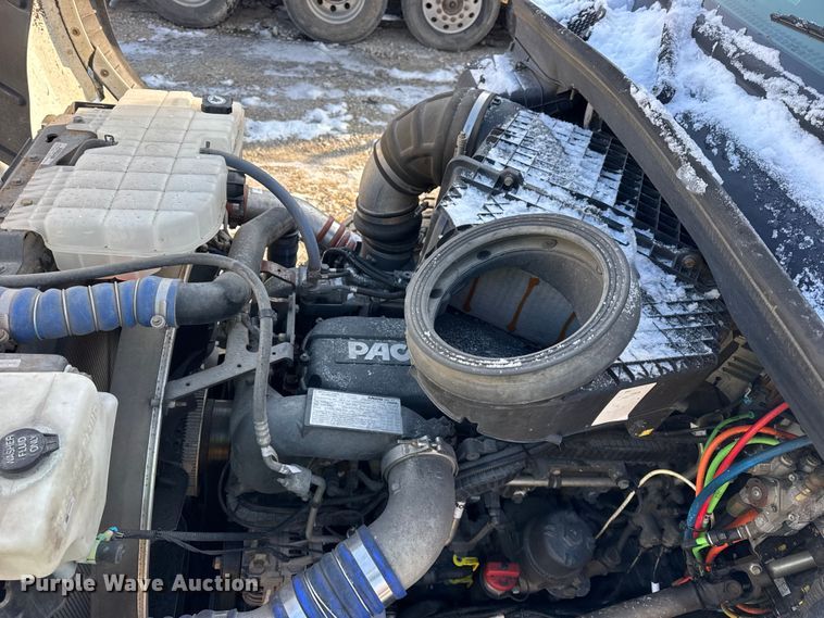 image for item YA1715 2018 Peterbilt 567 crane truck