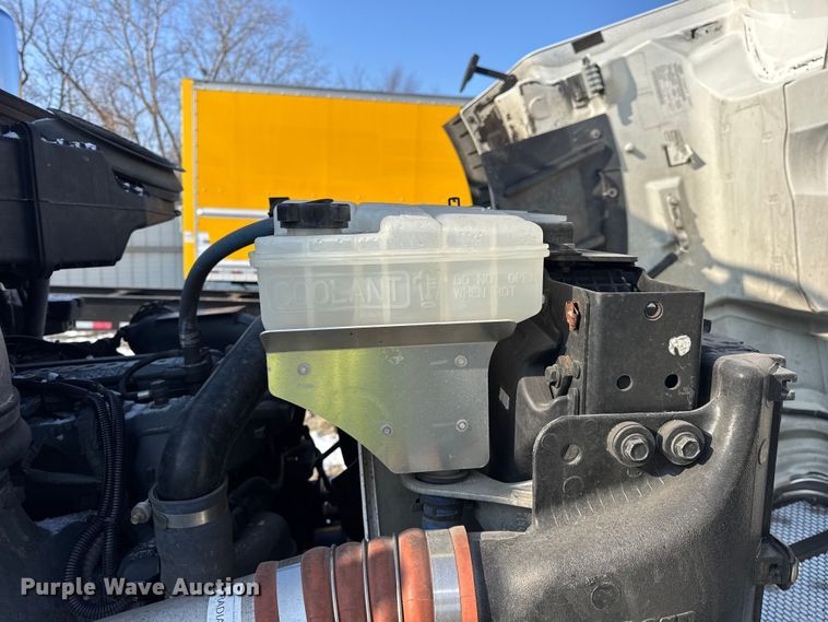 image for item YA1715 2018 Peterbilt 567 crane truck