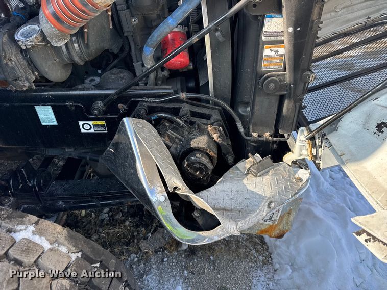 image for item YA1715 2018 Peterbilt 567 crane truck