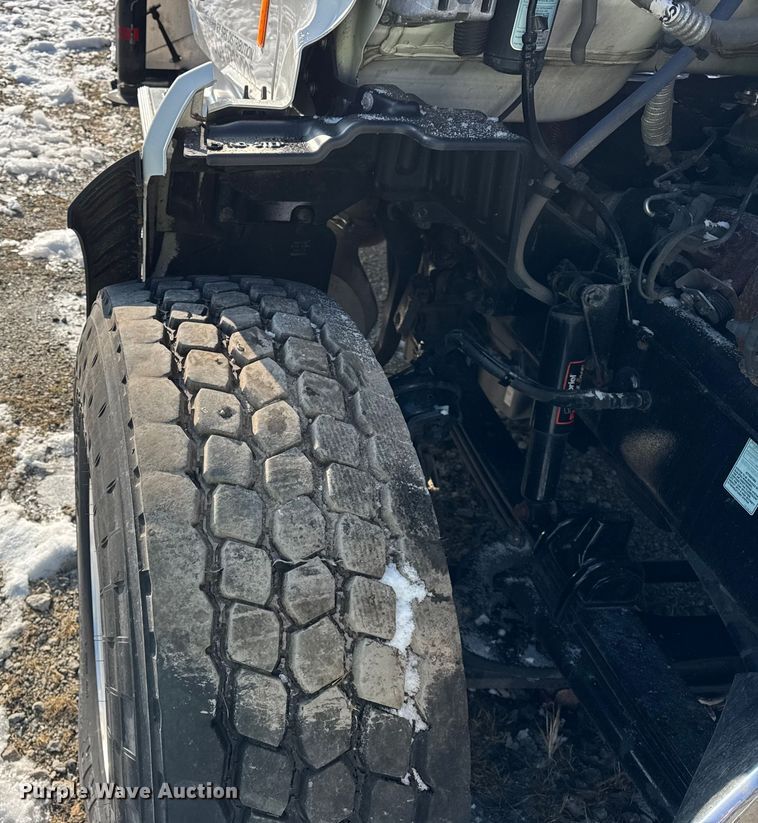 image for item YA1715 2018 Peterbilt 567 crane truck