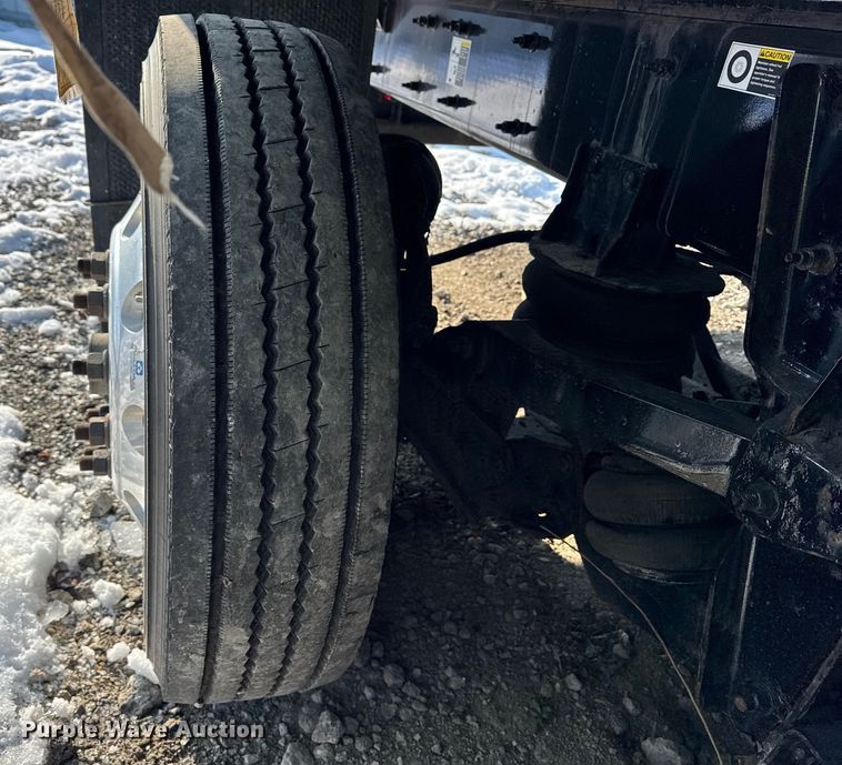 image for item YA1715 2018 Peterbilt 567 crane truck