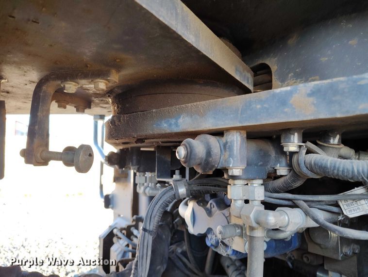 image for item YA1765 2023 XCMG XC958U wheel loader