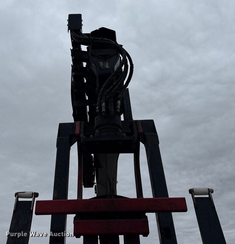 image for item YA1853 2017 Kenworth T880 crane truck