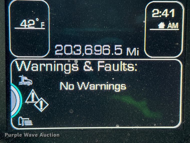 image for item YA1853 2017 Kenworth T880 crane truck