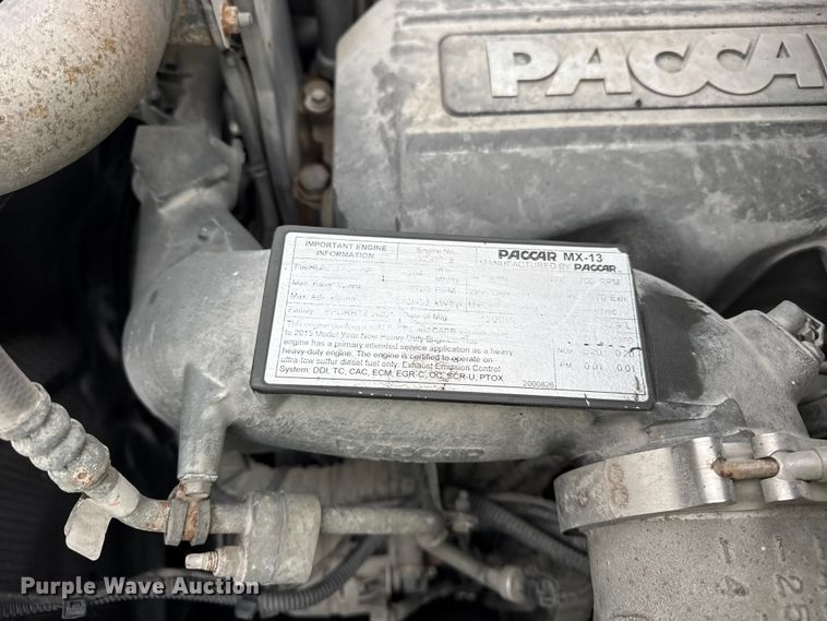 image for item YA1853 2017 Kenworth T880 crane truck