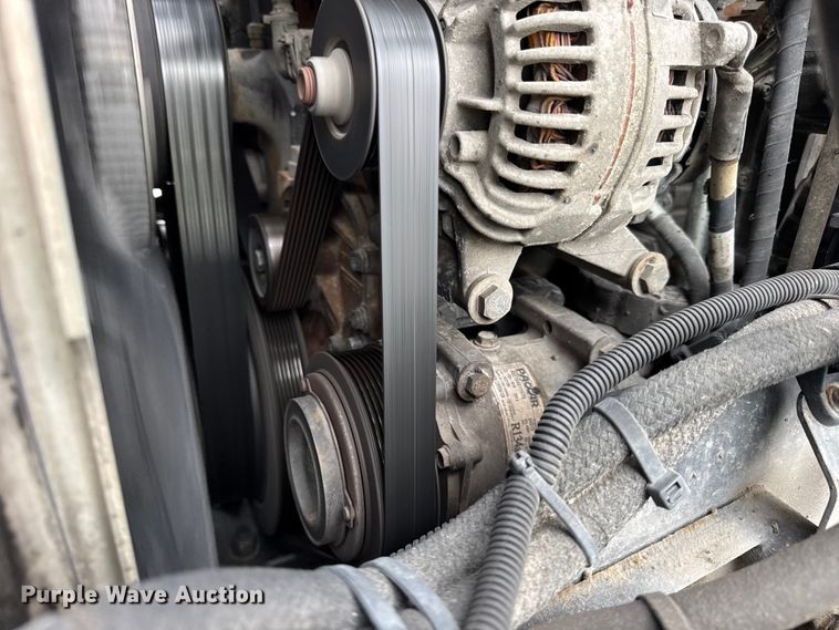 image for item YA1853 2017 Kenworth T880 crane truck