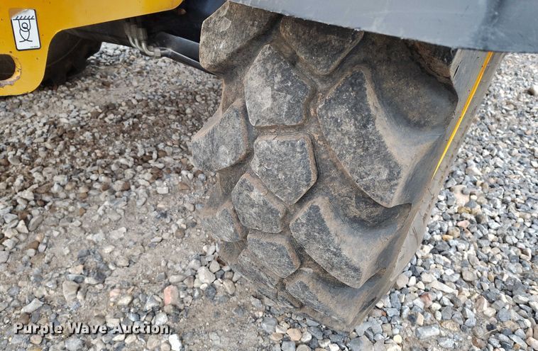 image for item YA1886 JCB 506-36 telehandler