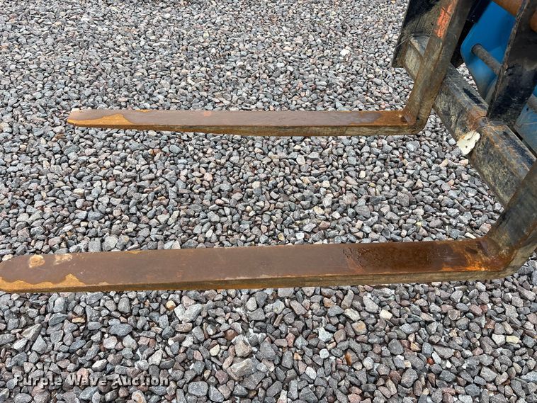 image for item YA1892 2023 Genie GTH-5519 telehandler