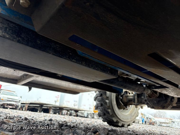 image for item YA1892 2023 Genie GTH-5519 telehandler