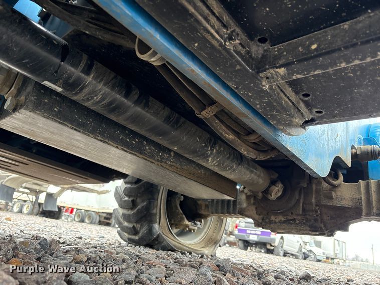 image for item YA1892 2023 Genie GTH-5519 telehandler