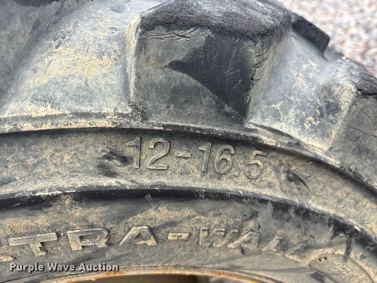 image for item YA1892 2023 Genie GTH-5519 telehandler