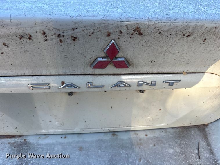 image for item DM1975 2002 Mitsubishi Galant ES 