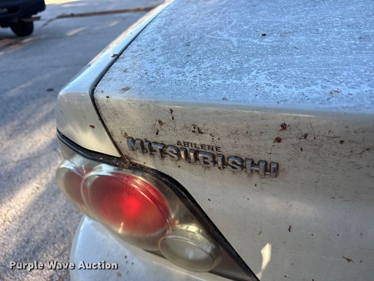 image for item DM1975 2002 Mitsubishi Galant ES 