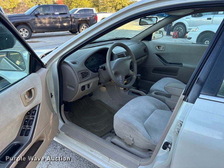 image for item DM1975 2002 Mitsubishi Galant ES 