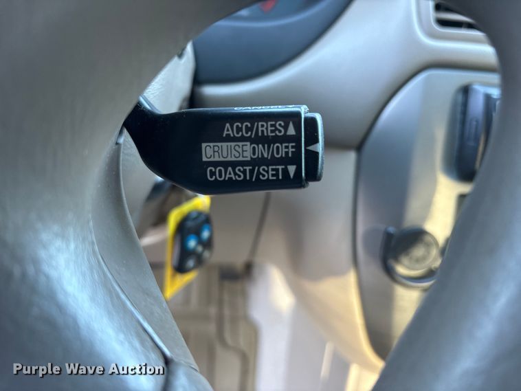 image for item DM1975 2002 Mitsubishi Galant ES 