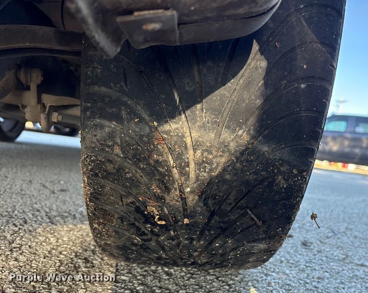 image for item DM1975 2002 Mitsubishi Galant ES 