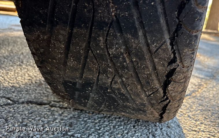 image for item DM1975 2002 Mitsubishi Galant ES 