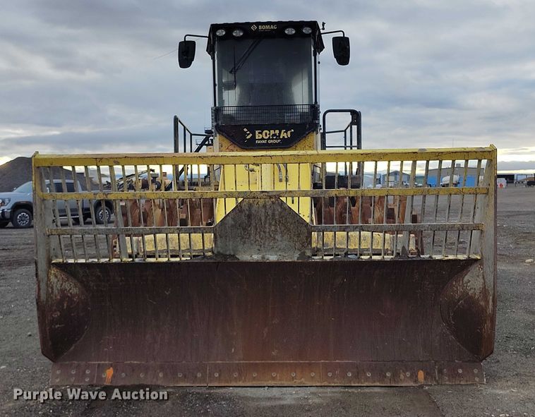 image for item DT0832 2019 Bomag BC 473-4 landfill compactor