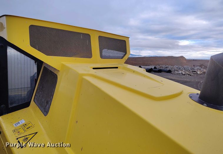 image for item DT0832 2019 Bomag BC 473-4 landfill compactor