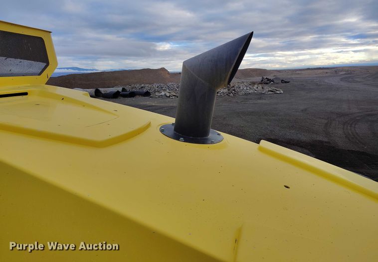 image for item DT0832 2019 Bomag BC 473-4 landfill compactor