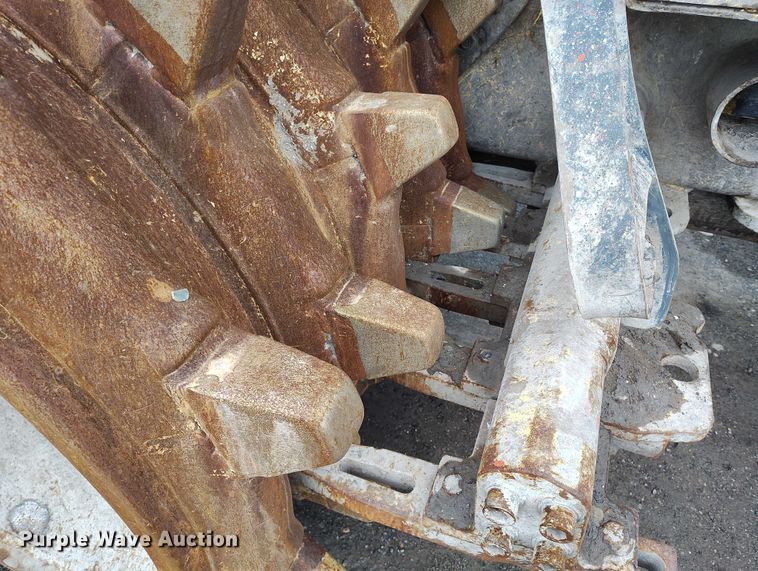 image for item DT0832 2019 Bomag BC 473-4 landfill compactor