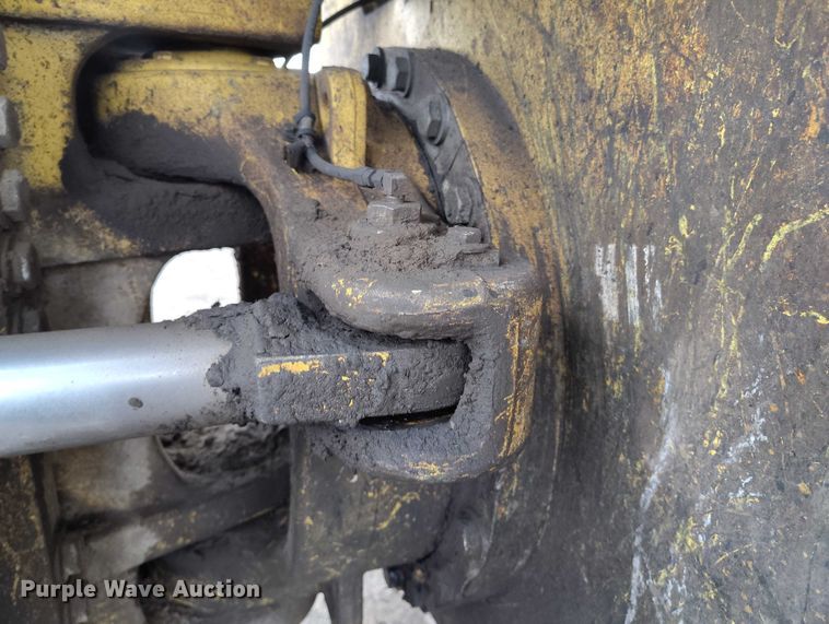 image for item DT0832 2019 Bomag BC 473-4 landfill compactor