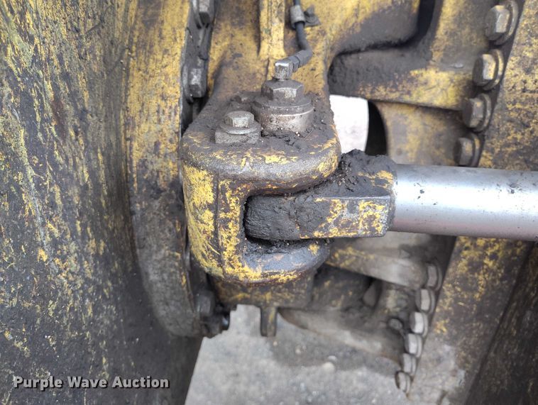 image for item DT0832 2019 Bomag BC 473-4 landfill compactor