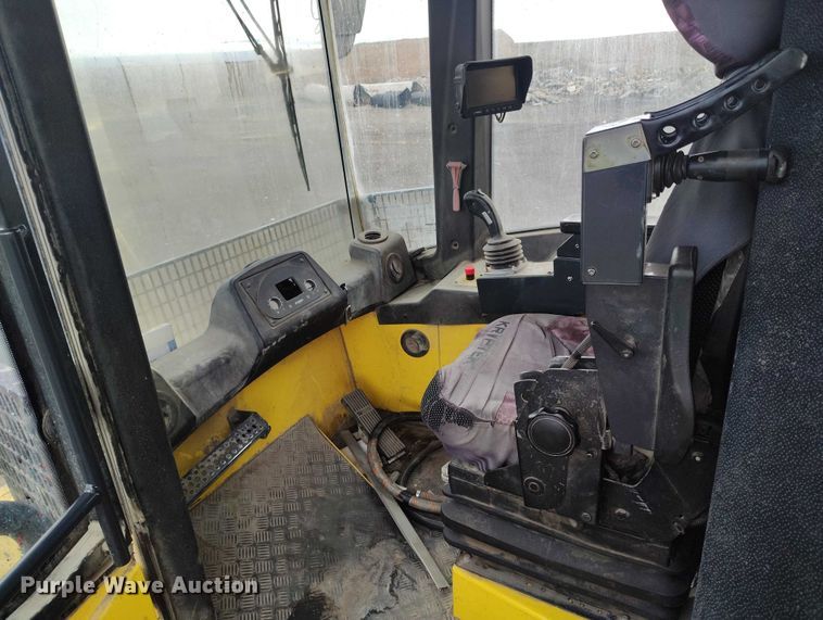 image for item DT0832 2019 Bomag BC 473-4 landfill compactor