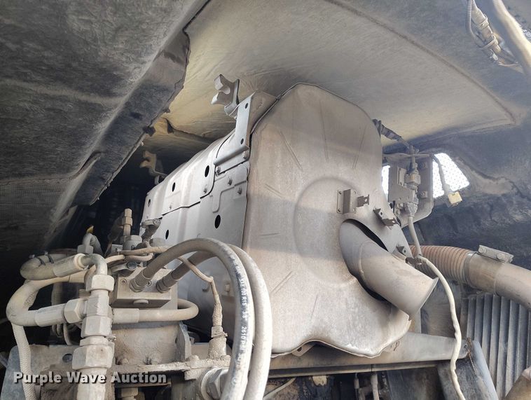 image for item DT0832 2019 Bomag BC 473-4 landfill compactor