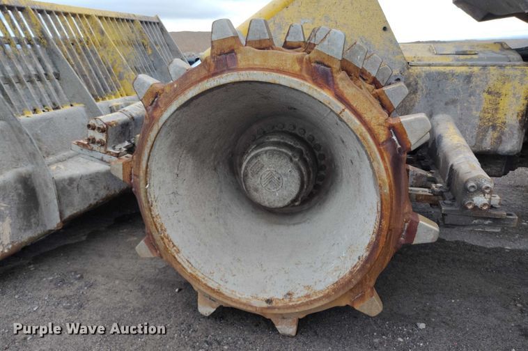 image for item DT0832 2019 Bomag BC 473-4 landfill compactor