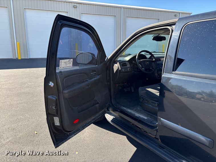 image for item DU1484 2008 Chevrolet Tahoe Police SUV