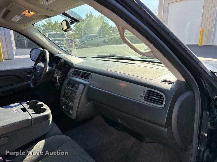 image for item DU1484 2008 Chevrolet Tahoe Police SUV