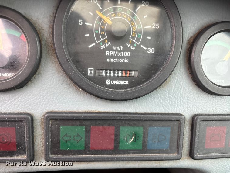 image for item DW7383 2003 New Holland LM430 telehandler