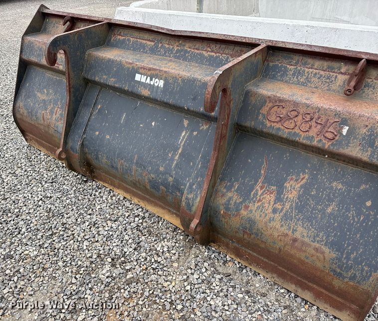 image for item DW7383 2003 New Holland LM430 telehandler