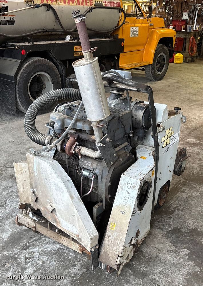 image for item DW7384 Magnum concrete saw