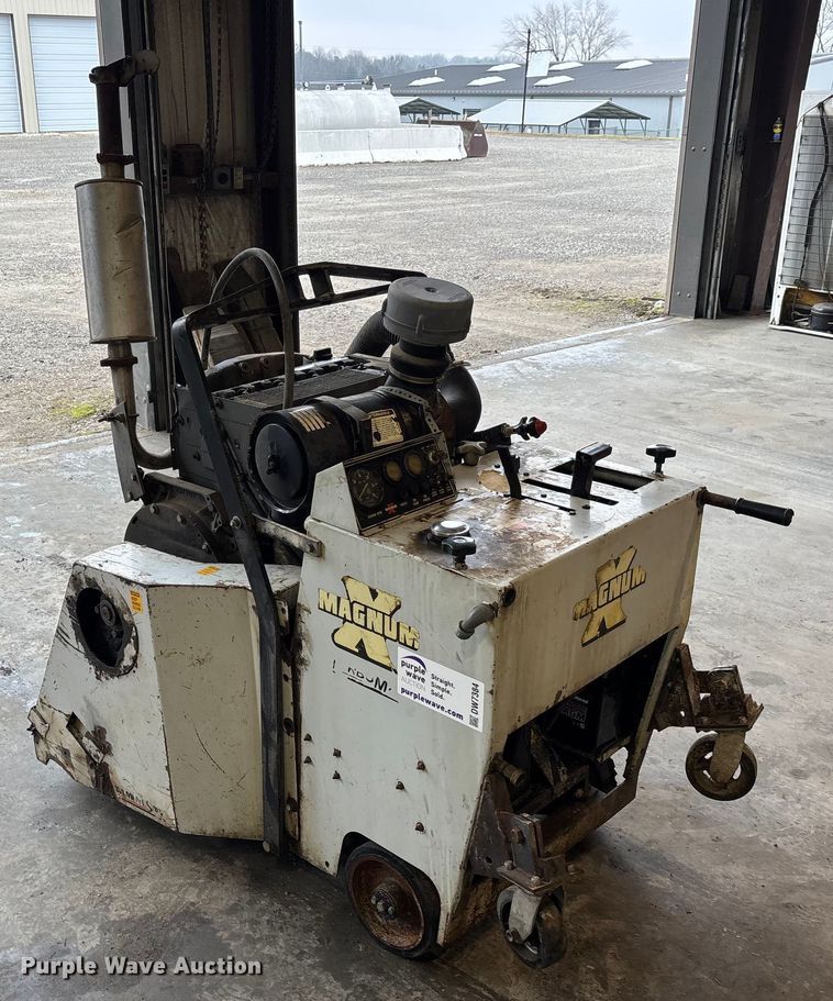 image for item DW7384 Magnum concrete saw