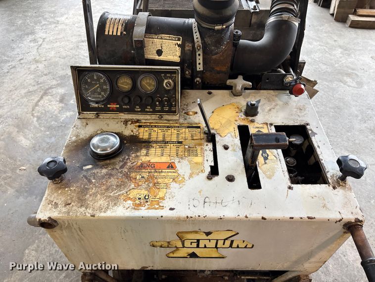 image for item DW7384 Magnum concrete saw