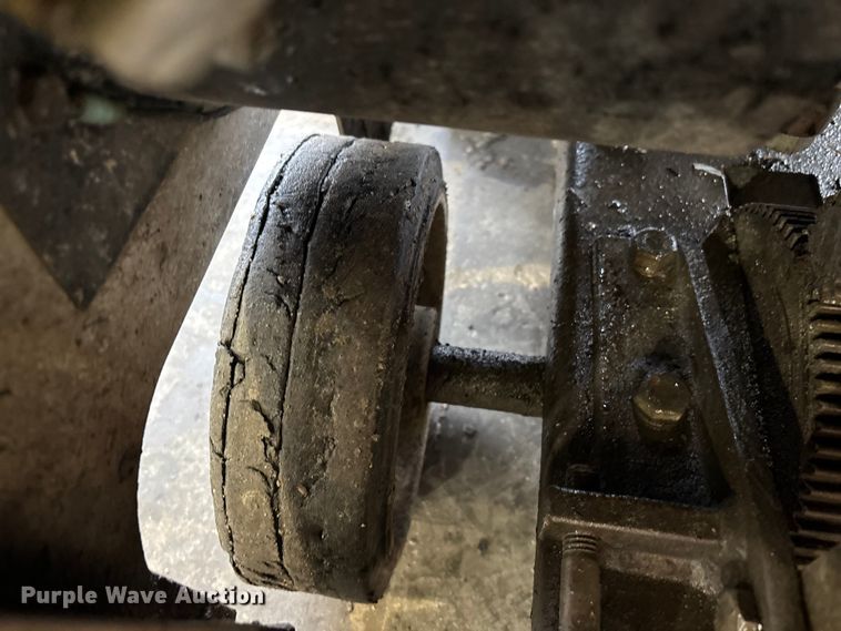 image for item DW7384 Magnum concrete saw